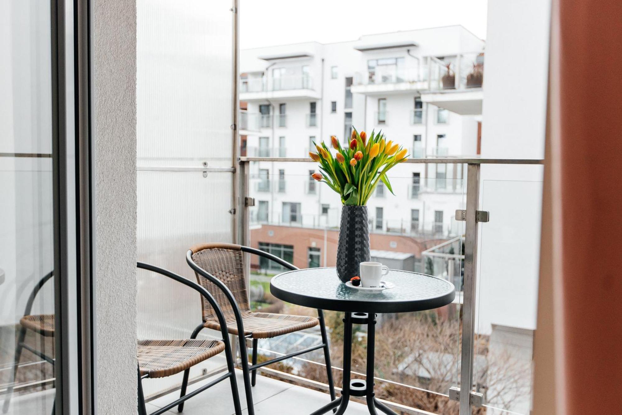 Maya'S Flats & Resorts 42 - Swietej Barbary Gdańsk Exterior foto